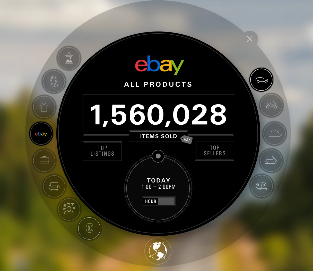 eBay Earth : le menu circulaire, avec le logo eBay, « All products », le nombre d'objets vendus, « Top listings », « Top sellers », le sélecteur d'heure et les icônes des catégories tout autour
