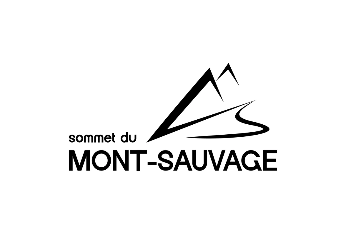 Le nouveau logo du Mont Sauvage : le monogramme d'un trait, la montagne et le sentier, au-dessus du nom